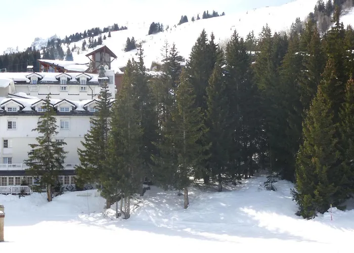 Apartamento Skis Aux Pieds 1850, 5 Pers, Parking - Fr-1-514-11